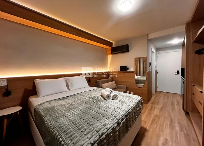 Cond Skyline Apartamento *